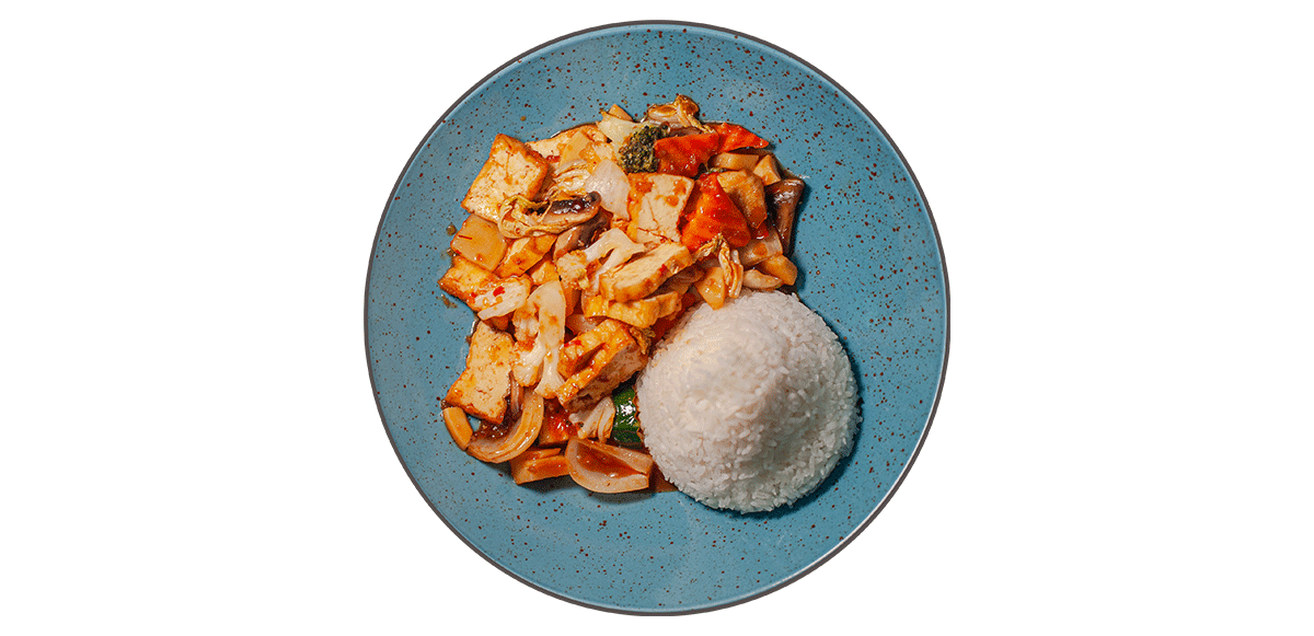 Rýže a restované maso s citronovou trávou a chilli